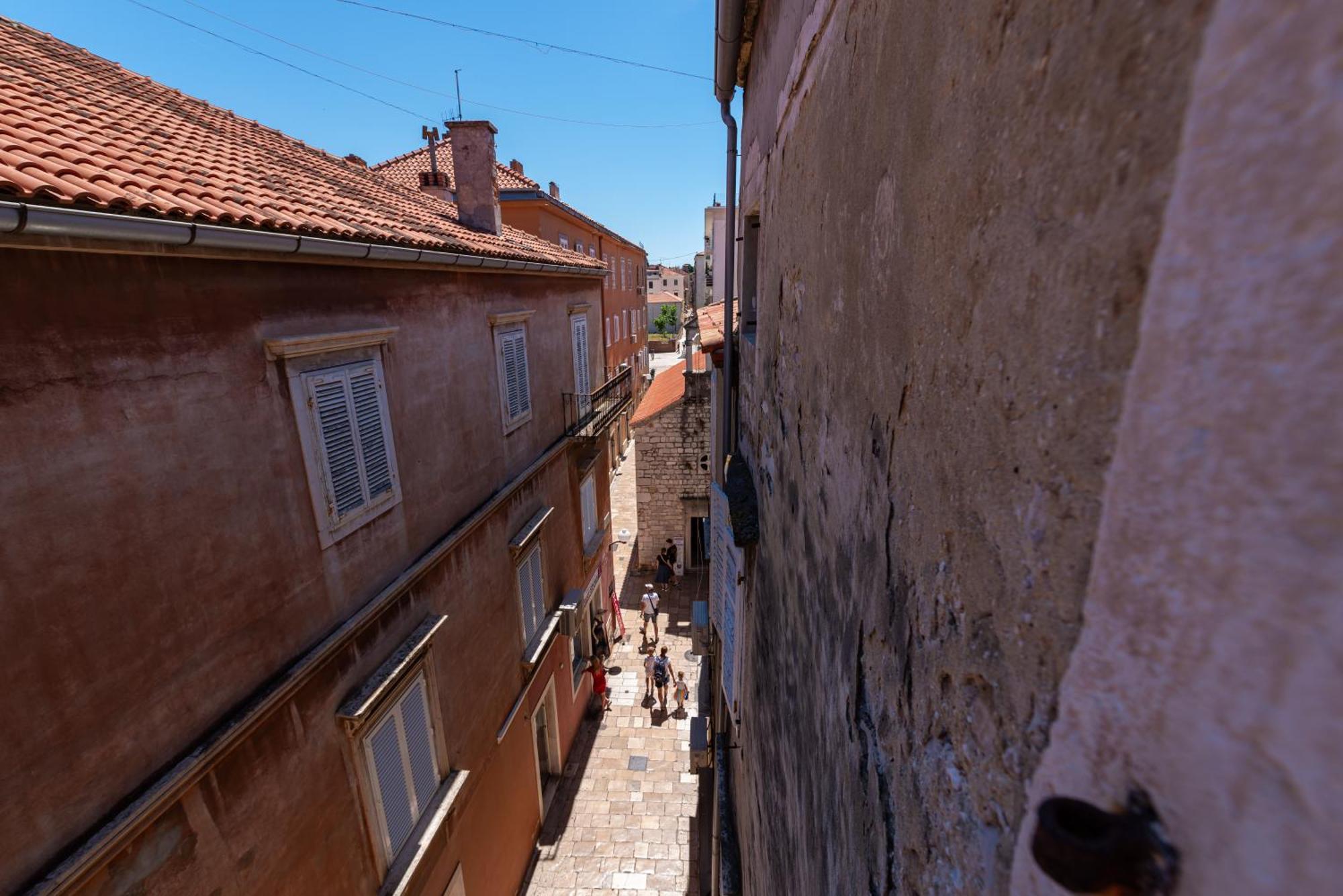 Timeless Antique Old Town With Terrace Apartment Zadar Luaran gambar