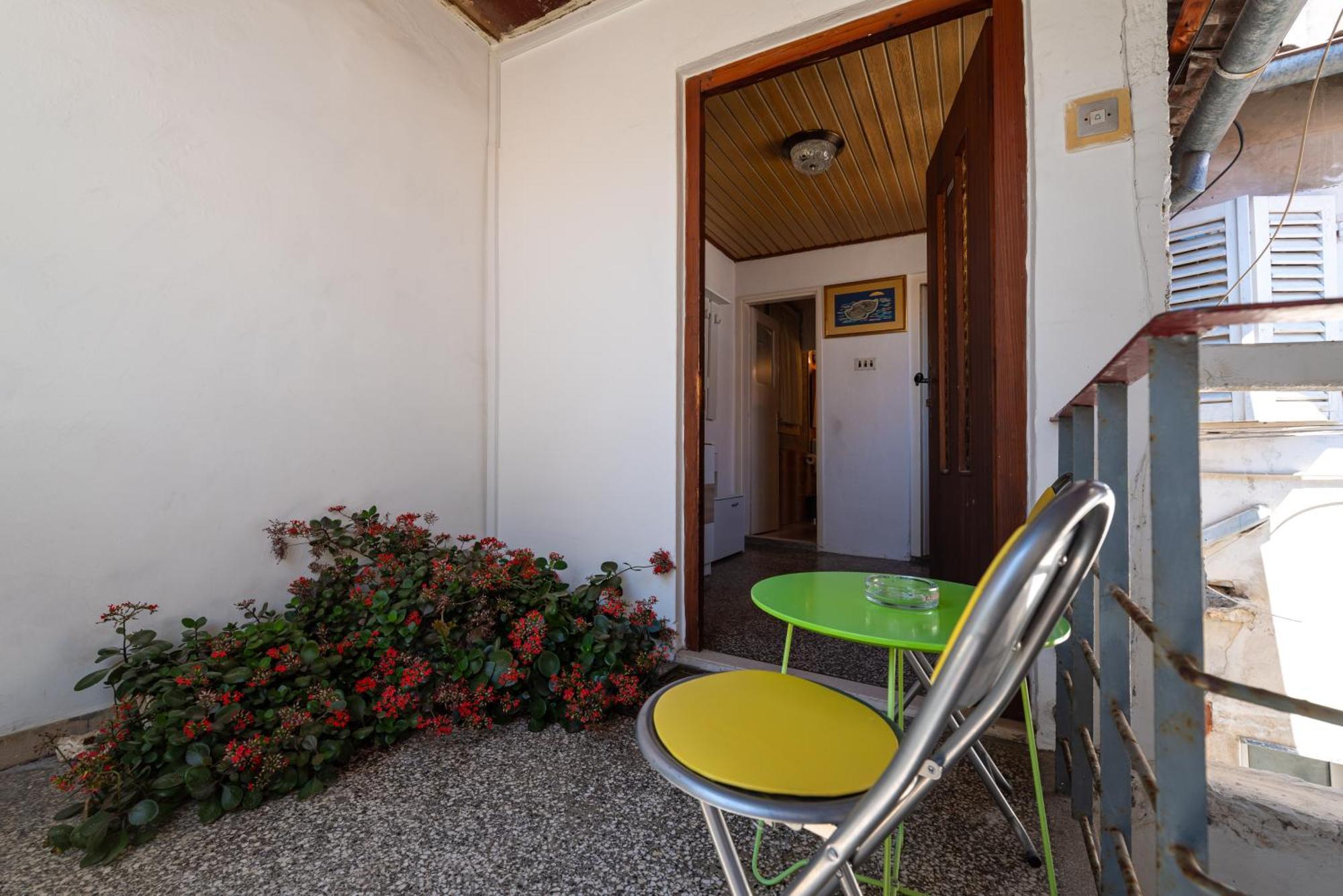 Timeless Antique Old Town With Terrace Apartment Zadar Luaran gambar